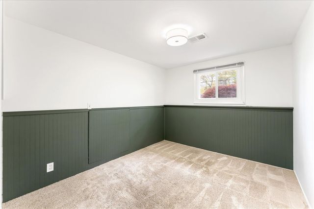 15032 155th Avenue, Grand Haven, MI 49417