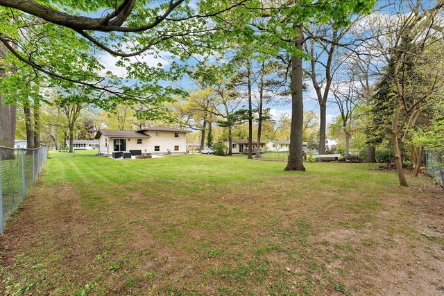 15032 155th Avenue, Grand Haven, MI 49417