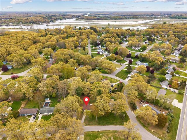 15032 155th Avenue, Grand Haven, MI 49417