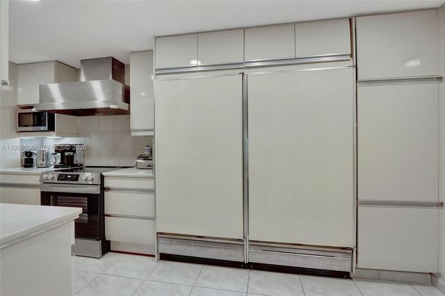 9290 SW 117th Ter, Pinecrest, FL 33176