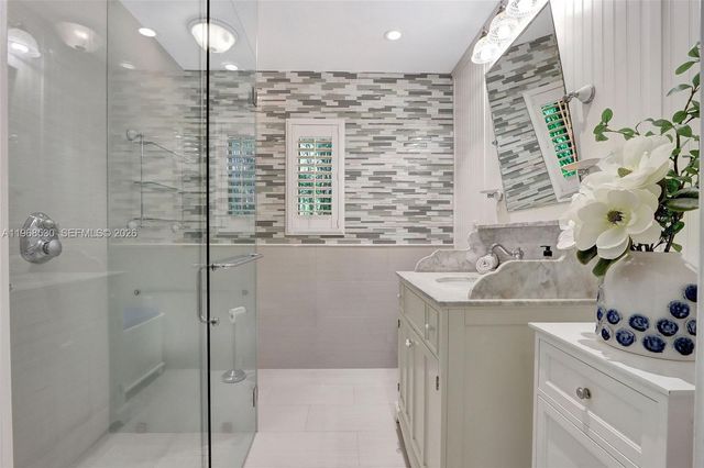 9290 SW 117th Ter, Pinecrest, FL 33176