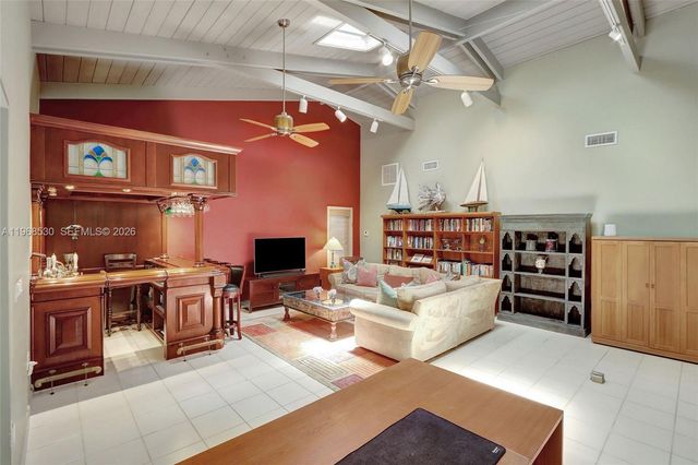 9290 SW 117th Ter, Pinecrest, FL 33176