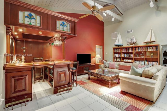 9290 SW 117th Ter, Pinecrest, FL 33176