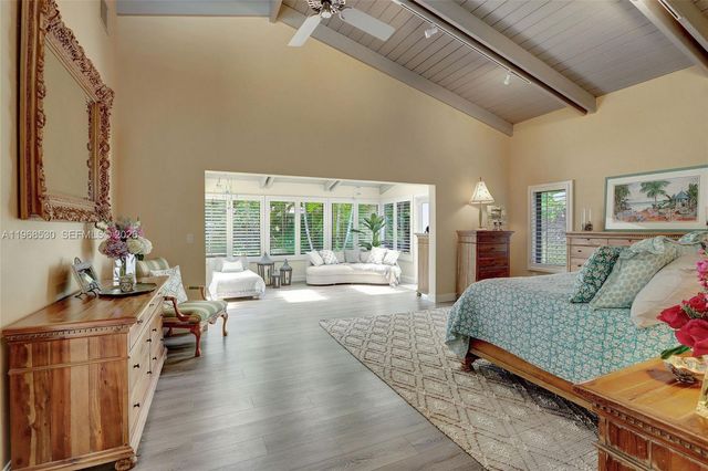 9290 SW 117th Ter, Pinecrest, FL 33176