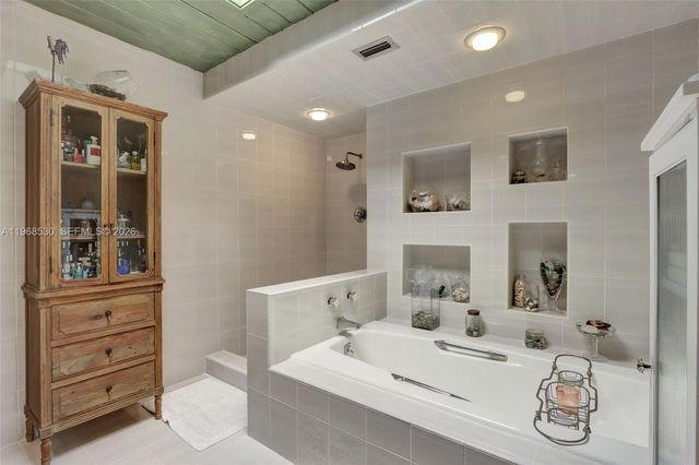 9290 SW 117th Ter, Pinecrest, FL 33176