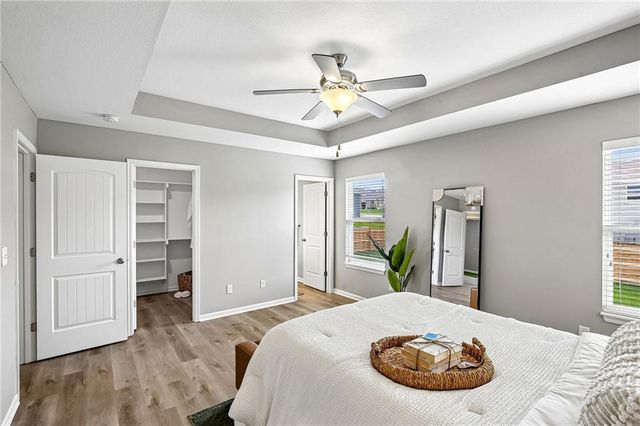 1003 NW Hilltop Lane, Grain Valley, MO 64029