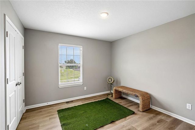 1003 NW Hilltop Lane, Grain Valley, MO 64029