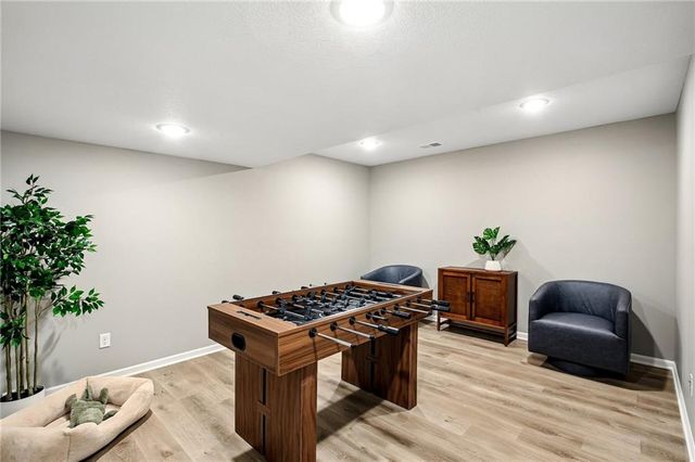 1003 NW Hilltop Lane, Grain Valley, MO 64029