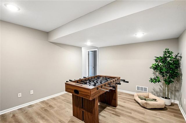 1003 NW Hilltop Lane, Grain Valley, MO 64029