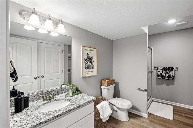 1003 NW Hilltop Lane, Grain Valley, MO 64029