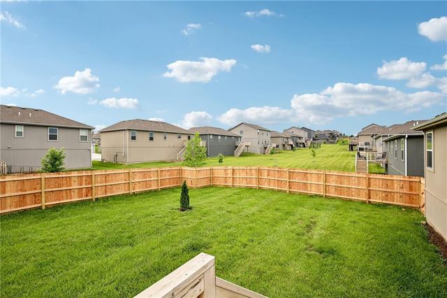 1003 NW Hilltop Lane, Grain Valley, MO 64029