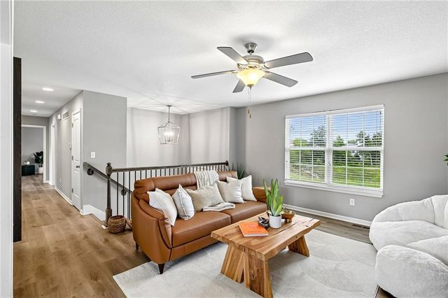 1003 NW Hilltop Lane, Grain Valley, MO 64029