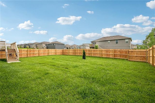 1003 NW Hilltop Lane, Grain Valley, MO 64029
