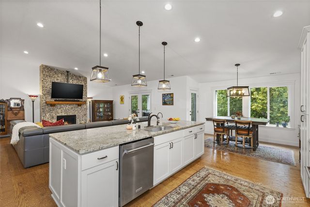 9236 NE Country Woods Lane, Kingston, WA 98346