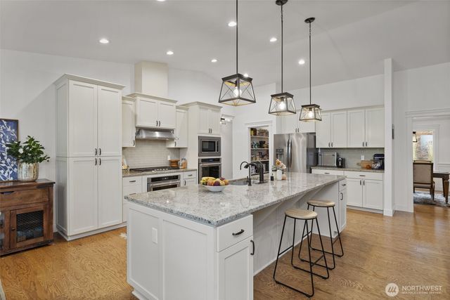 9236 NE Country Woods Lane, Kingston, WA 98346