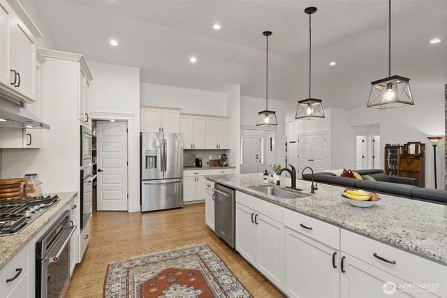 9236 NE Country Woods Lane, Kingston, WA 98346