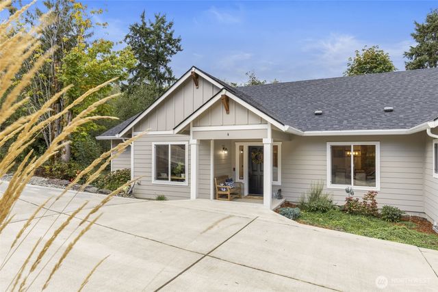 9236 NE Country Woods Lane, Kingston, WA 98346