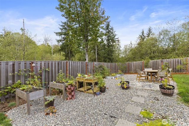 9236 NE Country Woods Lane, Kingston, WA 98346