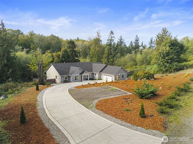 9236 NE Country Woods Lane, Kingston, WA 98346