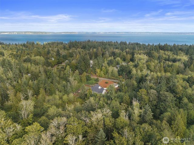 9236 NE Country Woods Lane, Kingston, WA 98346