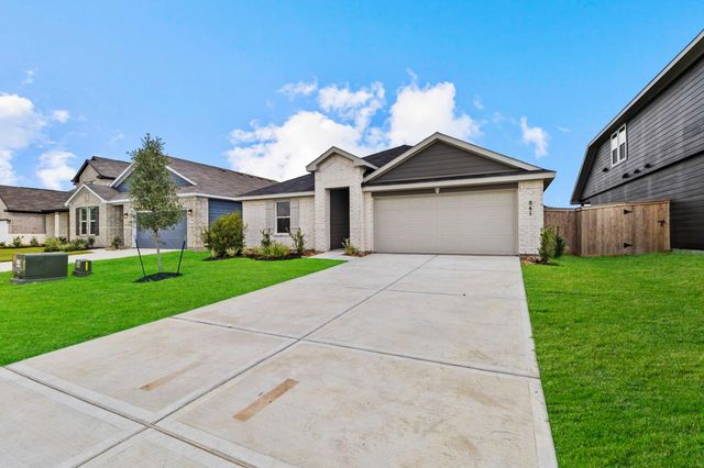 541 Wax Myrtle Way, Hockley, TX 77447