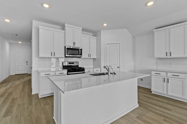 541 Wax Myrtle Way, Hockley, TX 77447