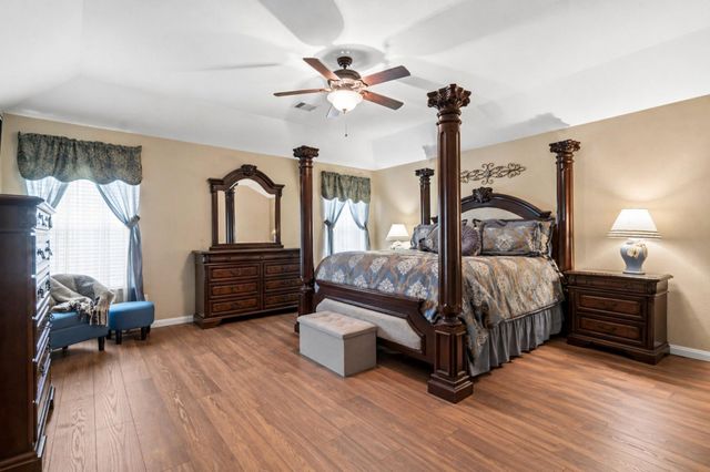 2035 Borthwick Lane, Conroe, TX 77301