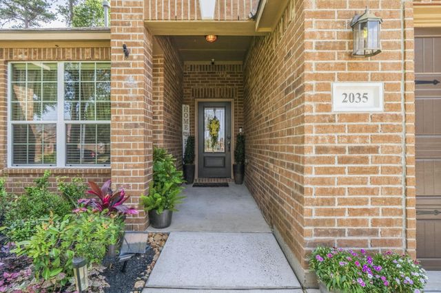 2035 Borthwick Lane, Conroe, TX 77301