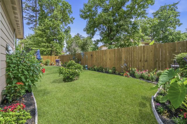 2035 Borthwick Lane, Conroe, TX 77301