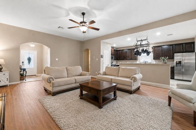 2035 Borthwick Lane, Conroe, TX 77301
