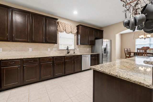 2035 Borthwick Lane, Conroe, TX 77301