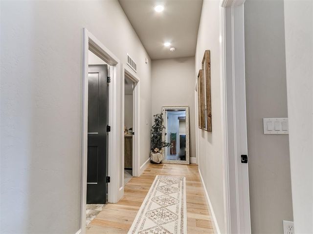 9233 SW 90th Street, Mustang, OK 73064