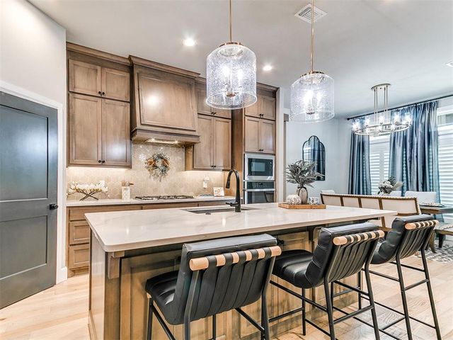 9233 SW 90th Street, Mustang, OK 73064