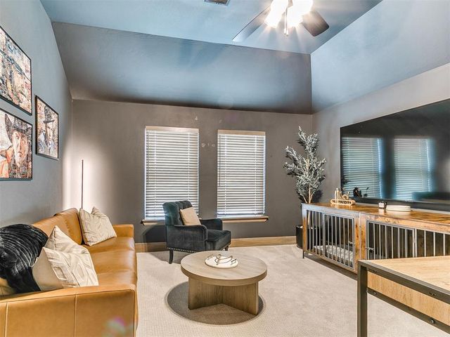 9233 SW 90th Street, Mustang, OK 73064