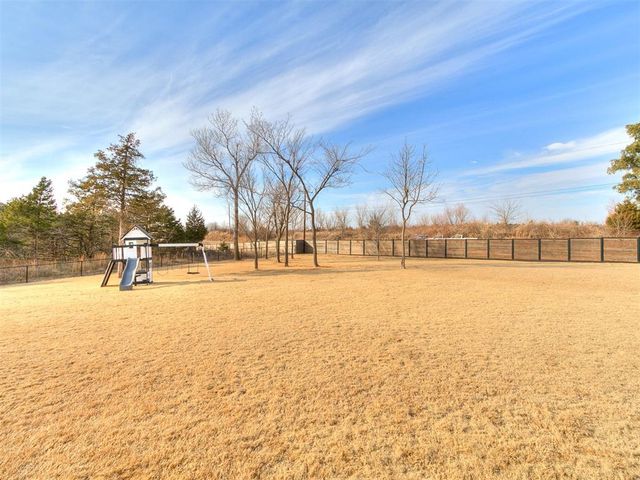 9233 SW 90th Street, Mustang, OK 73064