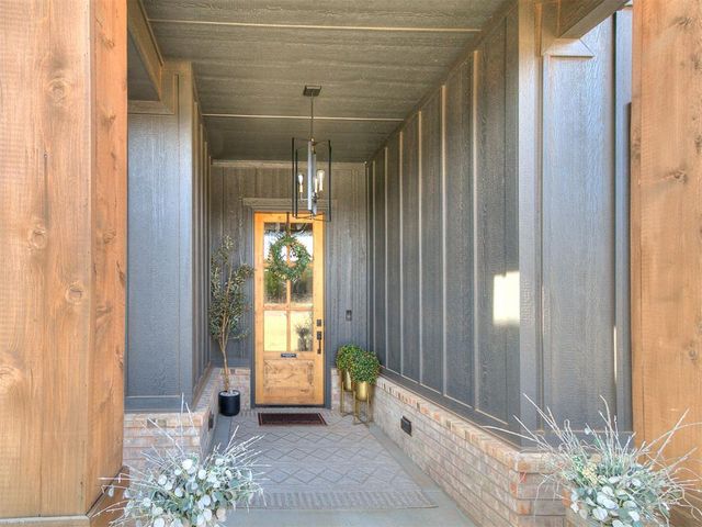 9233 SW 90th Street, Mustang, OK 73064