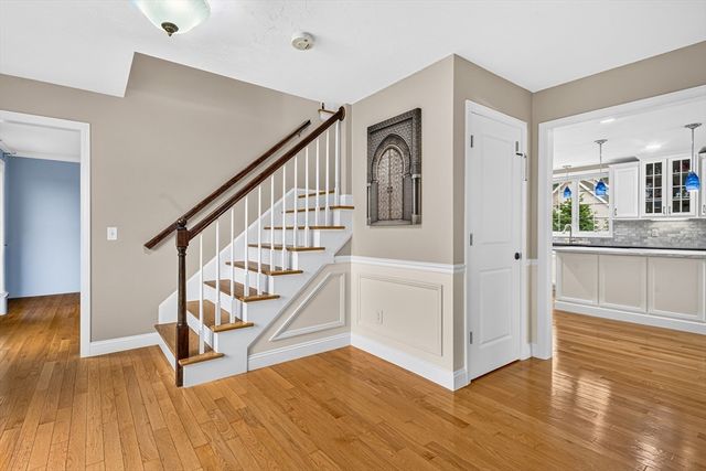 14 Longbrook Dr, Cumberland, RI 02864