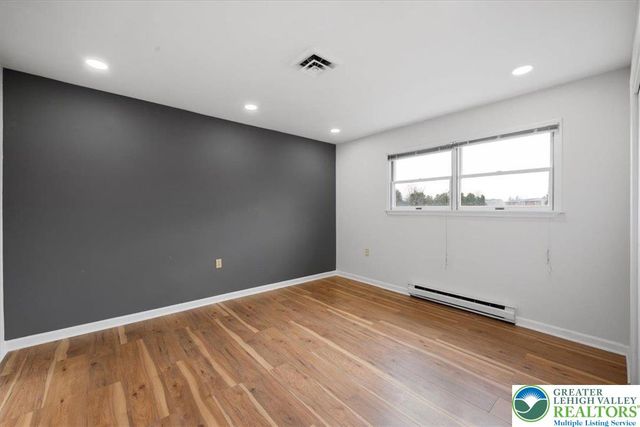 1741 Barrett Drive, Bethlehem City, PA 18017