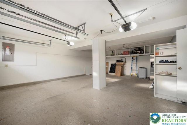 1741 Barrett Drive, Bethlehem City, PA 18017