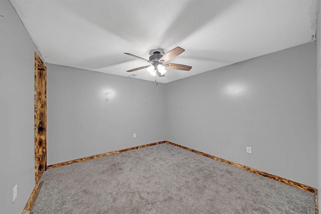 1401 Mundell Dr, Mulvane, KS 67110