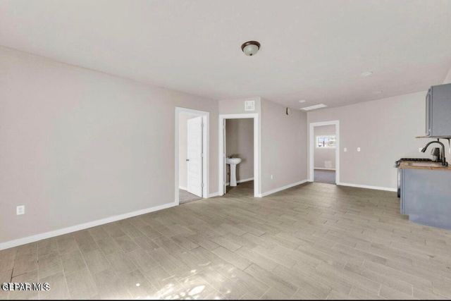 8827 MOUNT ELBERT Drive 4, El Paso, TX 79904