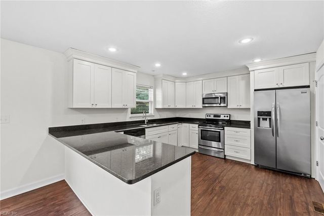 5300 Arthur CIR, Norfolk, VA 23502