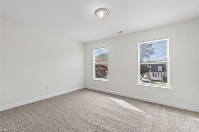 5300 Arthur CIR, Norfolk, VA 23502