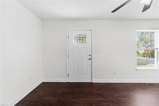 5300 Arthur CIR, Norfolk, VA 23502