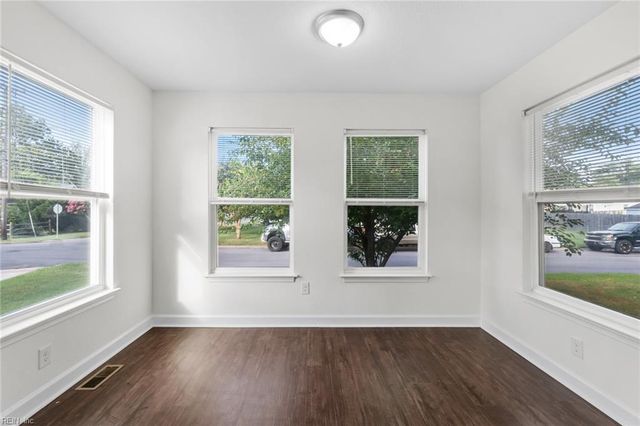 5300 Arthur CIR, Norfolk, VA 23502