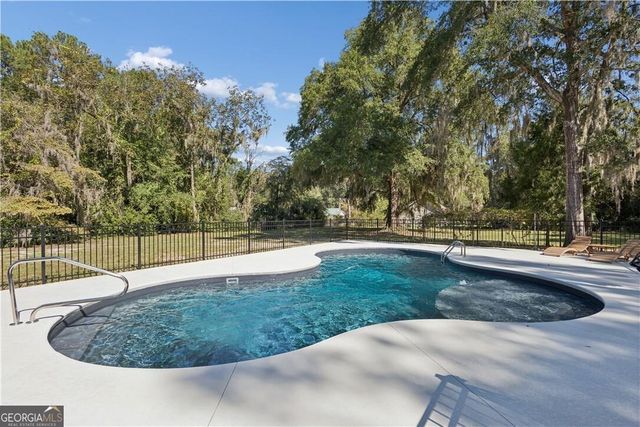 503 N Ash Street, Springfield, GA 31329