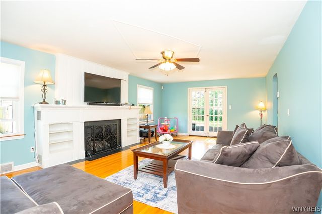2454 Eggert Road, Tonawanda, NY 14150
