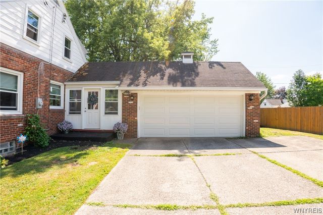 2454 Eggert Road, Tonawanda, NY 14150