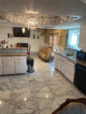 135 S Broadway Street, Ridgecrest, CA 93555