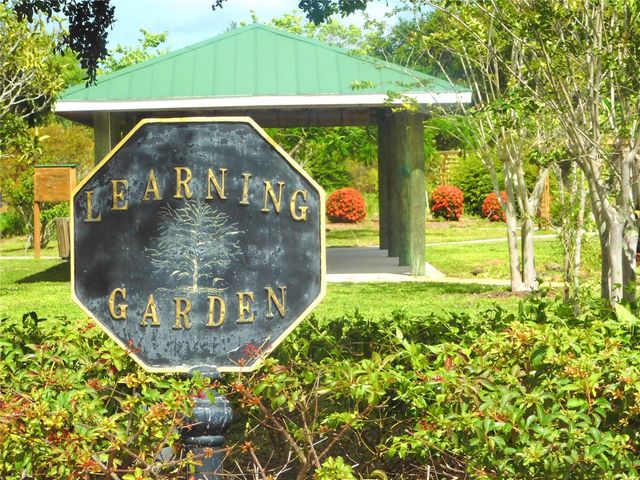 16207 RENNIE ROAD, Port Charlotte, FL 33981